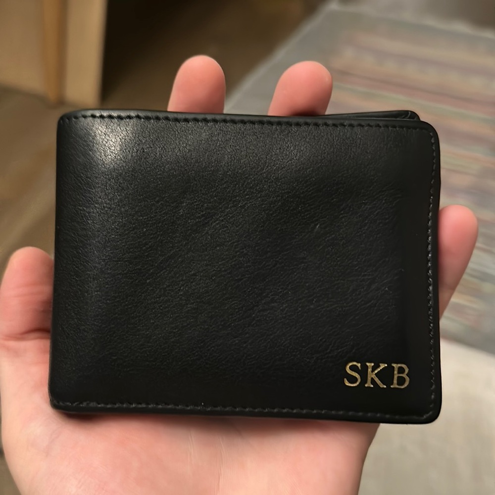 Leatherology Genuine Leather Horizontal Bifold Wallet